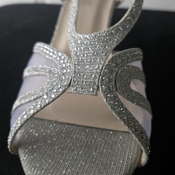 Benjamin Walk Silver Glitter Heels - Picture 5 of 8